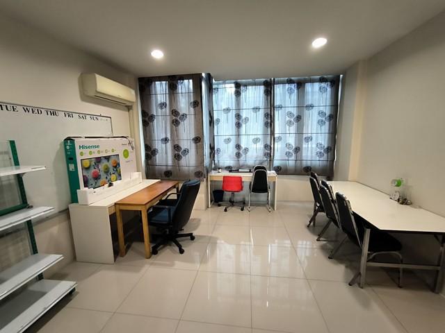 ขายโฮมออฟฟิศ 4 ชั้น 400 ตรม. ซอย 20 มิถุนา สุทธิสาร ห้วยขวาง พร้อมเฟอร์นิเจอร์ ใกล้ MRT สุทธิสาร 7