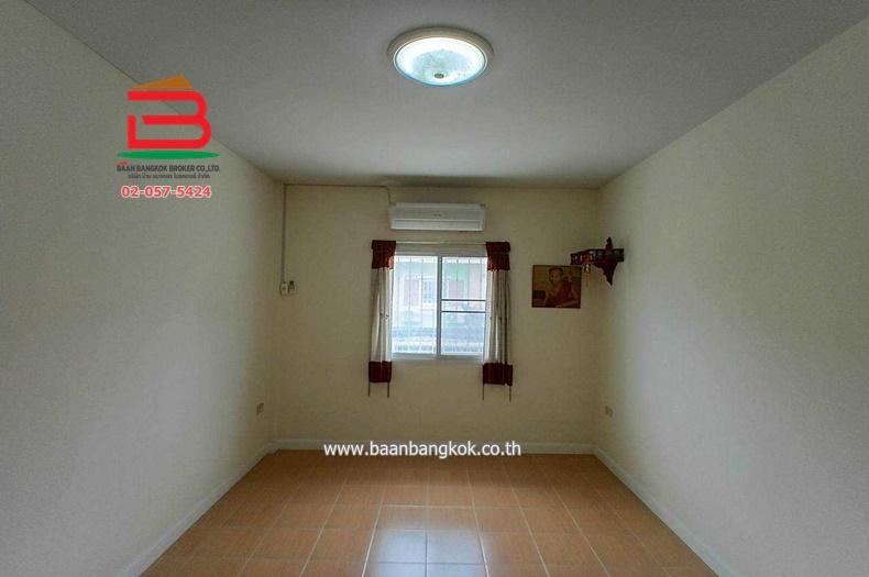 ทาวน์เฮาส์ หมู่บ้าน ปริณดาโฮม ซอยพหลโยธิน 54/1 เนื้อที่ 19.9 ตรว. สายไหม กรุงเทพมหานคร 10