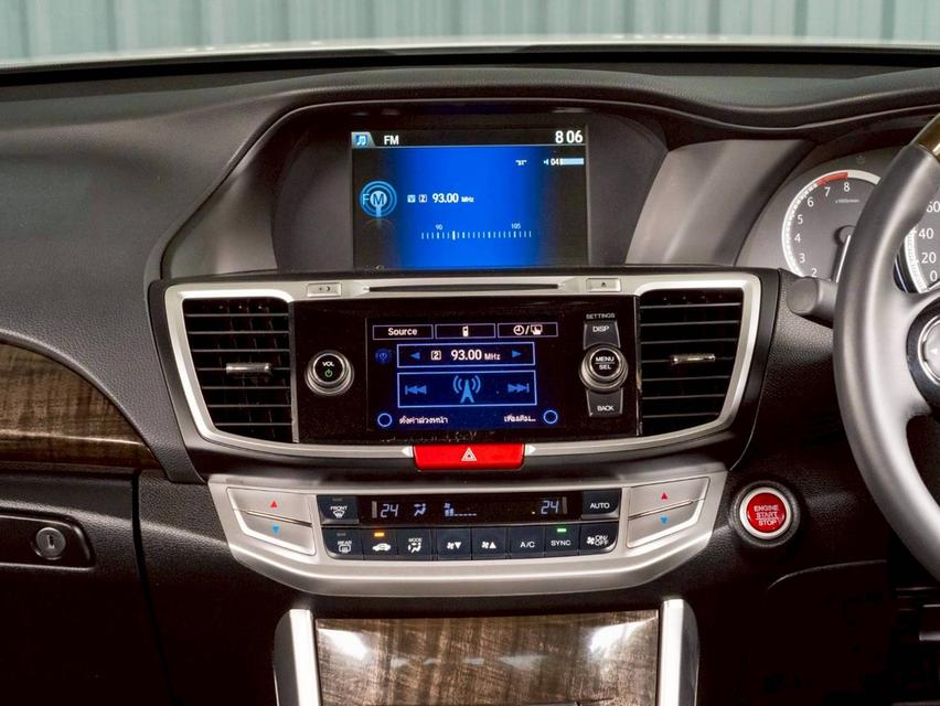 HONDA ACCORD 2.0EL ปีจด 2014 ประกันเครื่องเกียร์3ปี / 30,000 km.✨️ 8