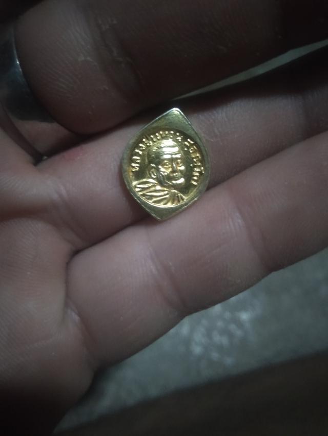 หลวงปู่แหวน หลวงปู่แหวนเม็ดแตง สภาพพระสวยดีปกติดีครับ 7