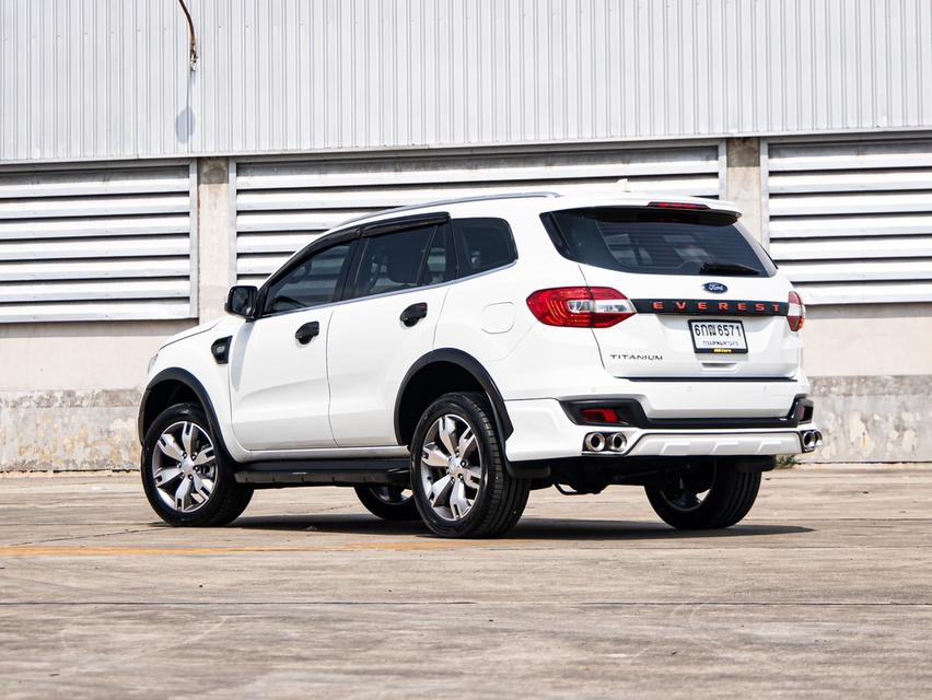 Ford Everest รถ7ที่นั่ง 6