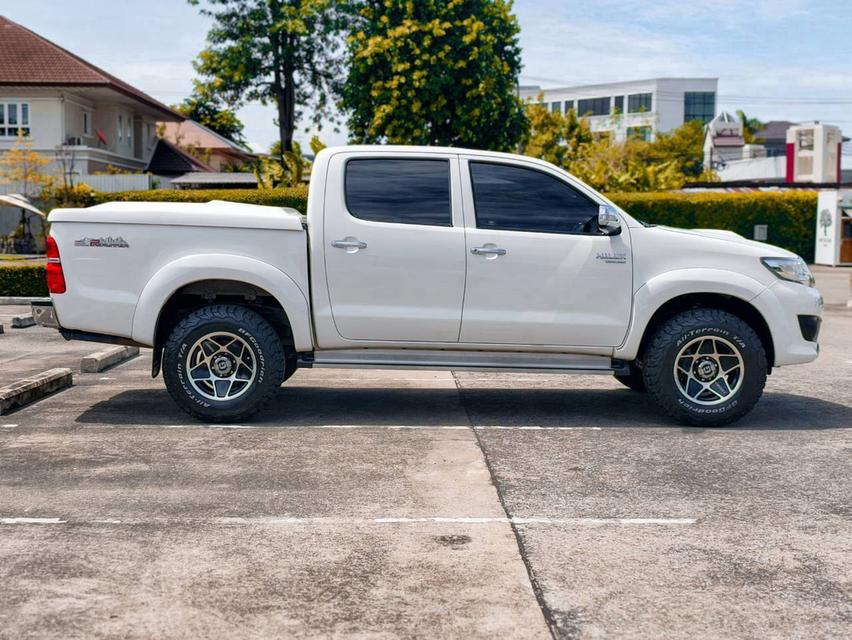 (แจ้งรหัสรถ QT218) Toyota Vigo Champ 2.5 E Double cab Prerunner เกียร์ธรรมดา ปี 2013 รูปย่อยที่ 3