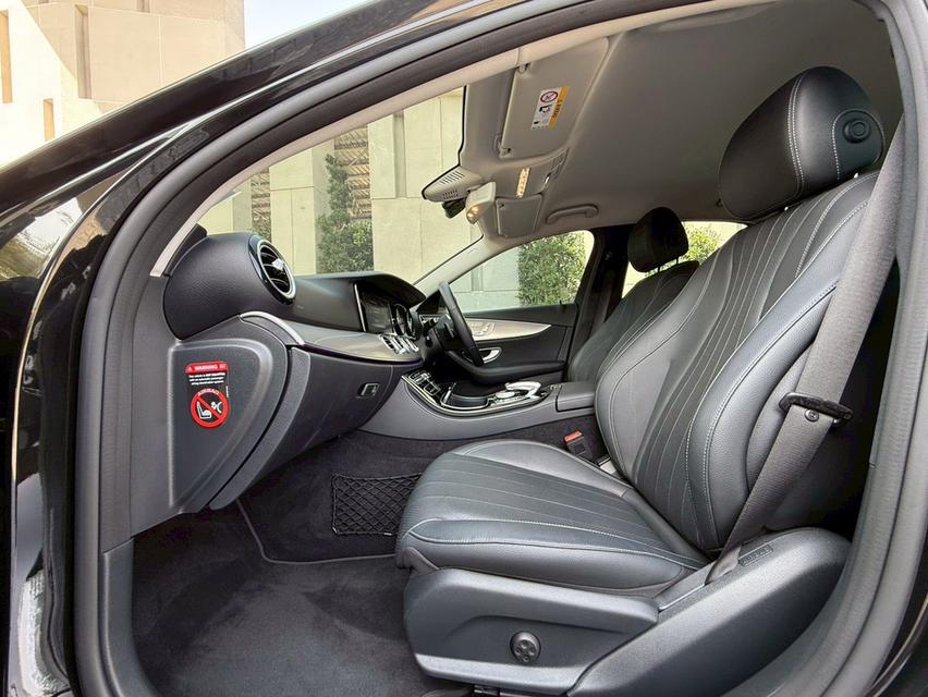Benz E220D Sport ปี21 รูปที่ 18