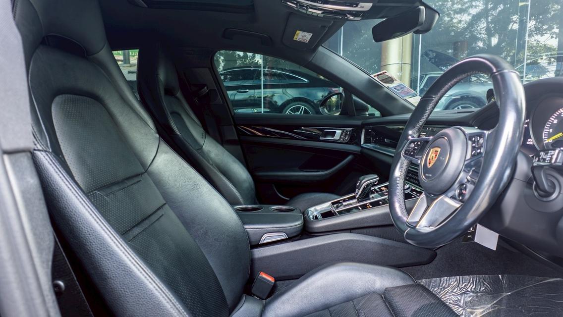 Porsche Panamera 4 E-Hybrid ปี 2018 รูปที่ 10