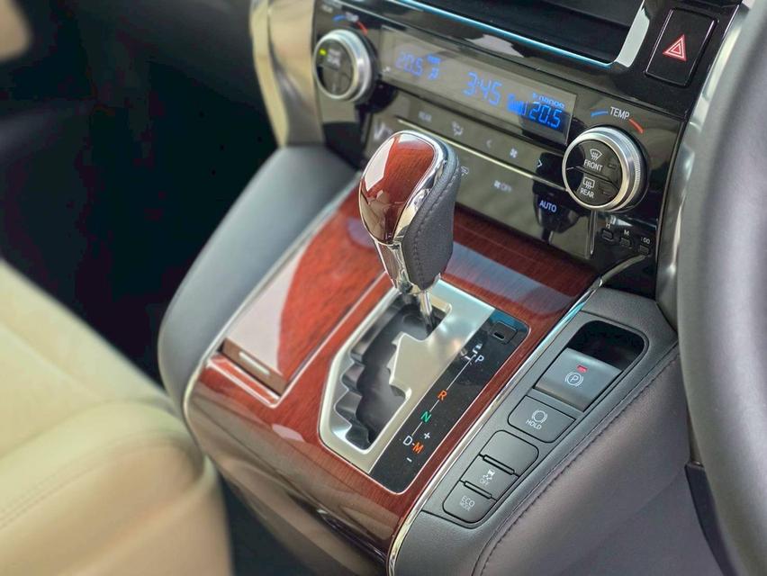 รหัสรถ NC11 📍 TOYOTA✳️ ALPHARD 2.5 G (VIP 7 Seats) 11