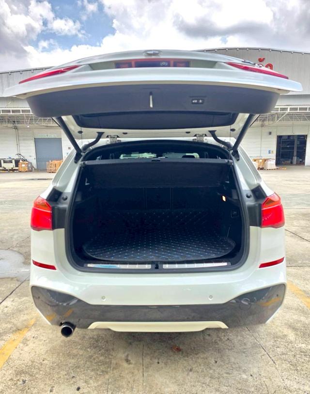 BMW X1 sDrive18d M sport สีขาว ปี 2018 ไมล์ 100,000 กม. 7