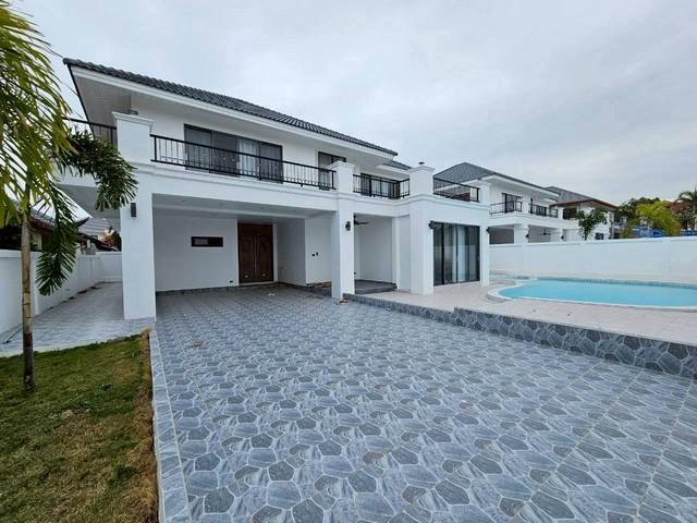 ขายวิลล่าใหม่ในพัทยา ในหมู่บ้านฮิลล์วิววิลล่า ซอยชัยพรวิถี 25 บางละมุง ชลบุรี 2