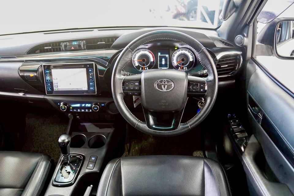 TOYOTA HILUX REVO Double Cab 2.4 ROCCO 2WD AT ปี 2020 สีขาว รูปที่ 11