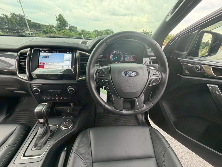 Ford Everest 2.0 Bi-Turbo 4WD Titanium Plus สีดำ ปี 2018 9