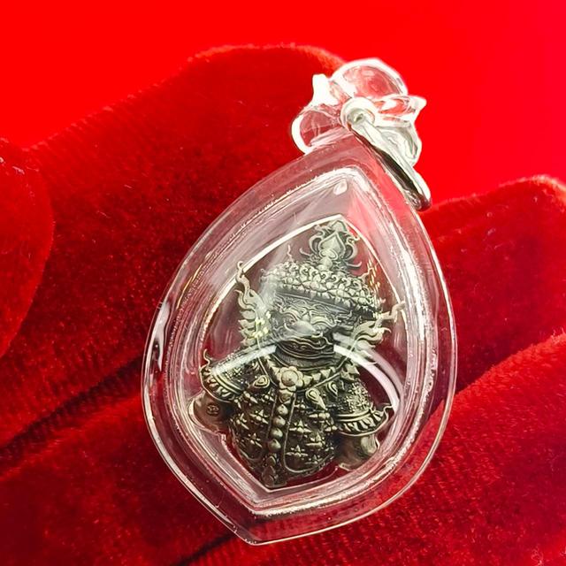 Thao Wessuwanno Amulet – White Bronze Edition 6