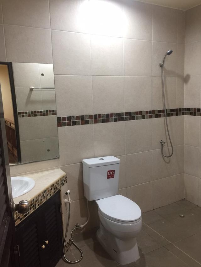 #บ้านนี้อยู่แล้วรวย (money)# #ปรับปรุงใหม่ไฉไลกว่าเดิม..เหมือนได้อยู่บ้านใหม่🏠 ให้เช่า ทาวเฮ้าส์ 2 ชั้น หมู่บ้านรื่นฤดี ซ.รามคำแหง180 **ง 18