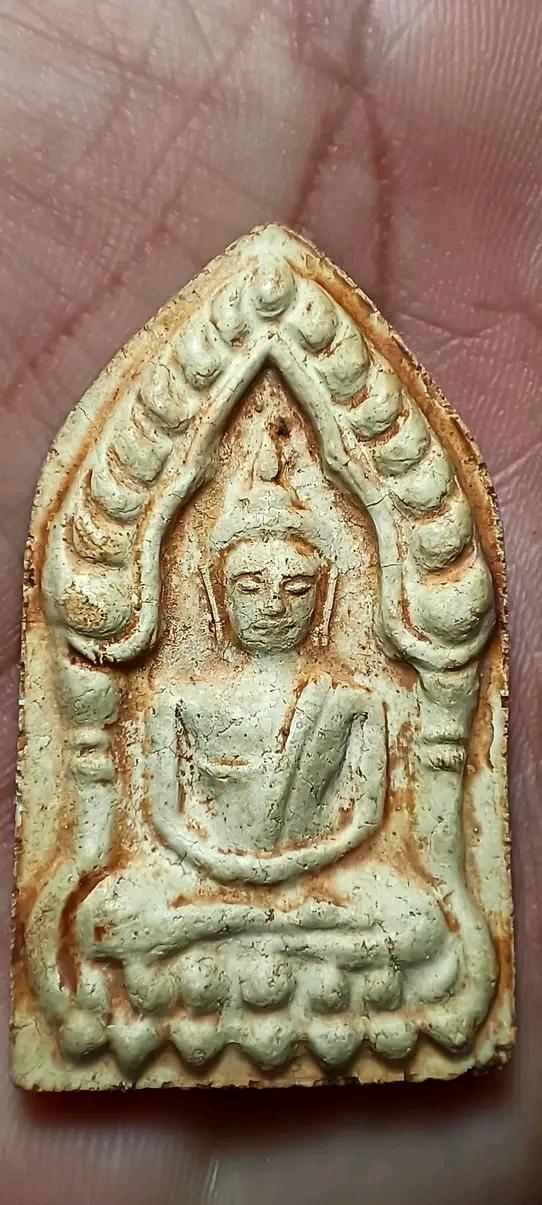 พระขุนแผนมาใหม่ครับราคาแบ่งปันเบาๆ