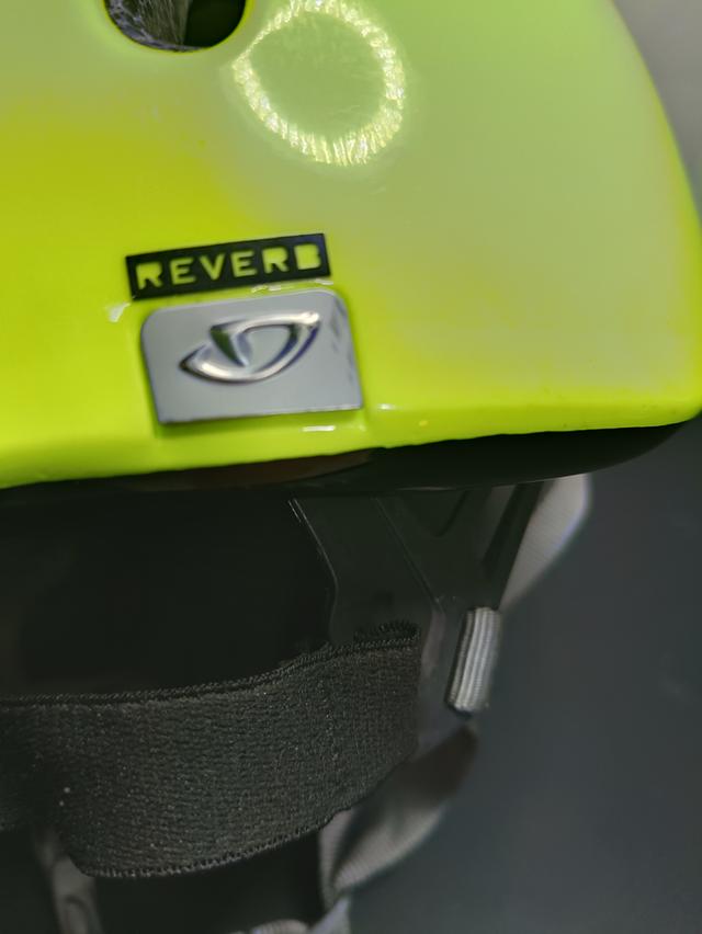 หมวกจักรยาน Giro Reverb สีเหลืองสะท้อนแสง ไซส์ M มือสองสภาพดี รูปที่ 2