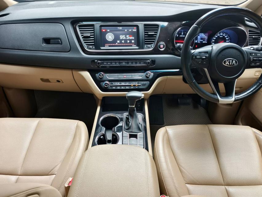รถเข้าใหม่! KIA GRAND CARNIVAL 2.2 EX ปี 2018 สีดำ 6