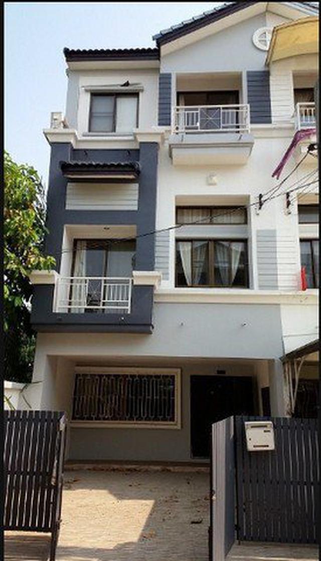รูป  ให้เช่า และขาย บ้าน ลาดพร้าว 71 หลังมุม เฟอร์ครบ 1