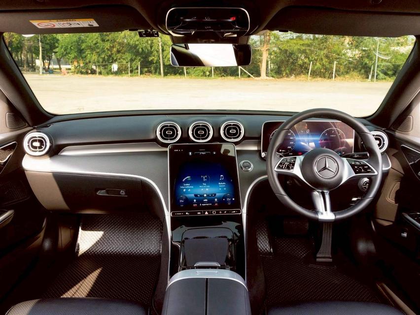 Mercedes Benz C220d AVANTGARDE ปี 2023 จด 2025 19