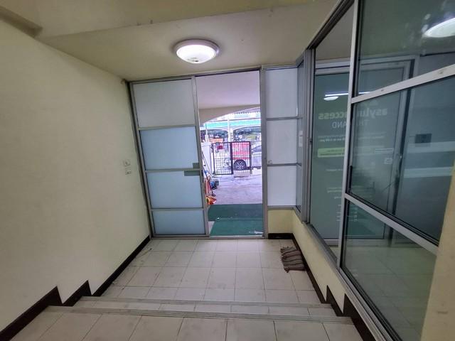 ให้เช่าโฮมออฟฟิศ4 ชั้น 23ตรว. ใกล้แยกรัชดา ลาดพร้าว ใกล้MRTสถานีลาดพร้าว300เมตร 3