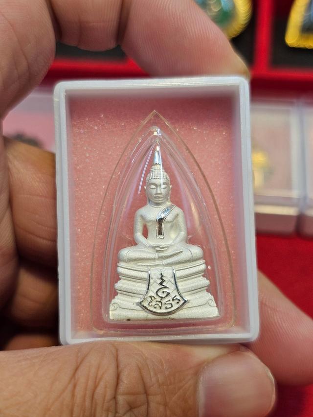 หลวงพ่อโสธรเนื้อเงินพ่นทรายรุ่น100ปีกรมตำรวจ
