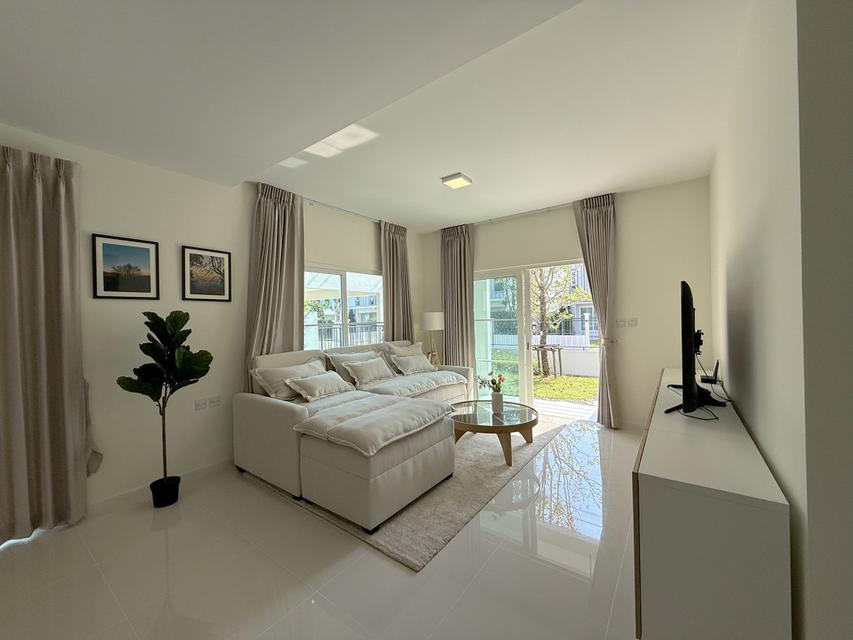 ให้เช่า บ้านเดี่ยว 2 ชั้น หมู่บ้าน Villaggio 3 ศรีนครินทร์- บางนา 4 นอน 56 ตรว ใกล้ เมกา บางนา 4