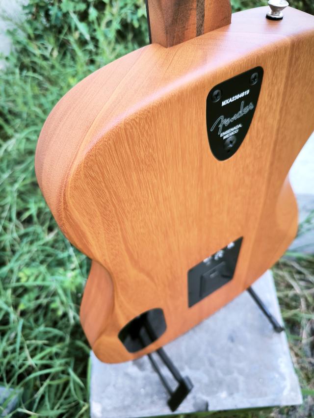 Fender Highway Series Dreadnought (All Mahogany) รูปที่ 11