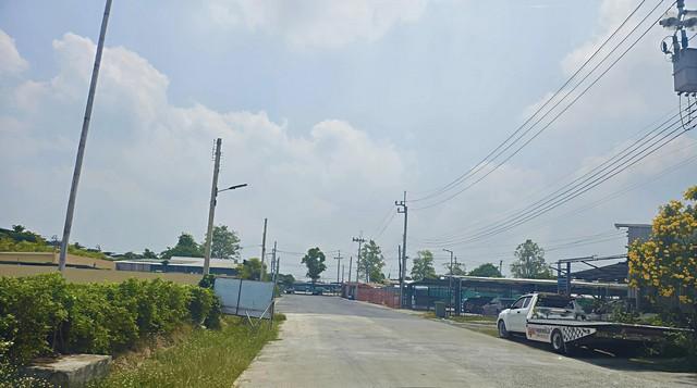 ที่ดินเปล่าทำเลดี ซอยกรุงเทพฯกรีฑา 32 ใกล้สนามบินสุวรรณภูมิ เหมาะสำหรับทำ โกดัง (Warehouse) หรือ โชว์รูมสินค้า 3