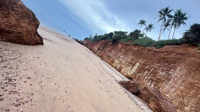 ซื้อไว้ดีมีไว้รวย อสิงห์หา ขายที่ดินใกล้หาดบางเบิด ติดถนนทางหลวง ใกล้หาด1 กม. +ขนาดที่ดิน 50-1-18 ไร่ โฉนดครุฑแดง พร้อมโ 2