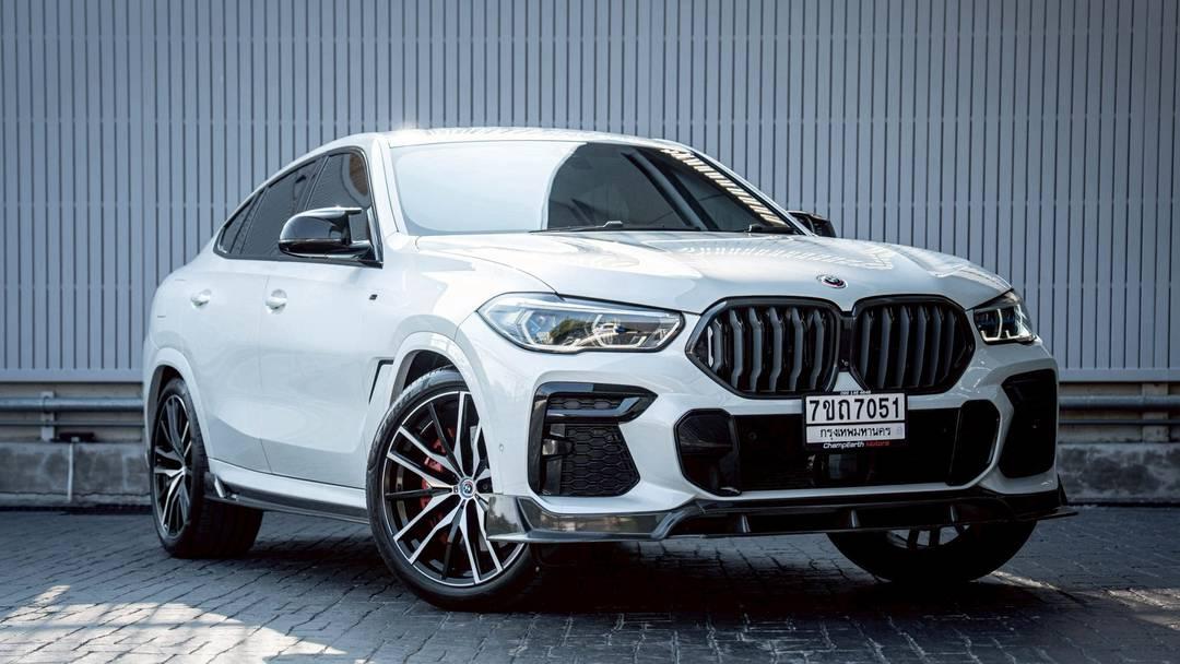 BMW X6 xDrive40i M-Sport (G06) 2022 สีขาว รูปที่ 3