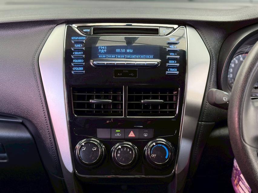 ปี 2018 TOYOTA YARIS, 1.2 J โฉม ปี13-19สีขาว มือเดียวป้ายแดง รูปที่ 14