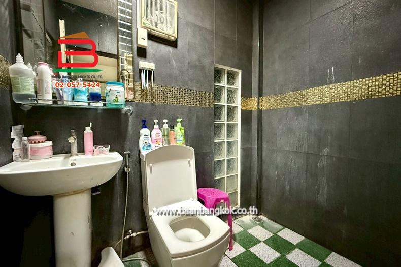 บ้านเดี่ยว หมู่บ้าน ประดับดาว 1-4 ท่าอิฐ เนื้อที่ 50.8 ตร.ว (ใกล้ BTSสายสีม่วงสถานีบางรักน้อย) ถนนรัตนาธิเบศร์ ตำบลท่าอิฐ อำเภอปากเกร็ด นนทบุรี 6