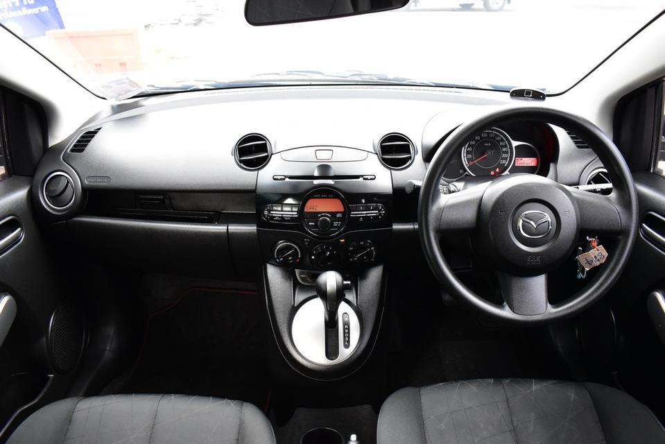 รหัสรถ PB824 MAZDA 2 1.5 GROOF AUTO 2013  10