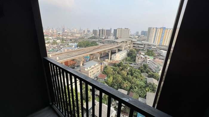 เช่าถูก 13,000 บาท ** 1 ห้องนอน * รหัส 160585 * The Privacy ท่าพระ-อินเตอร์เชนจ์ ** ติดรถไฟฟ้า แยกท่าพระ ** 088-398-3835 MR.BOAT 15