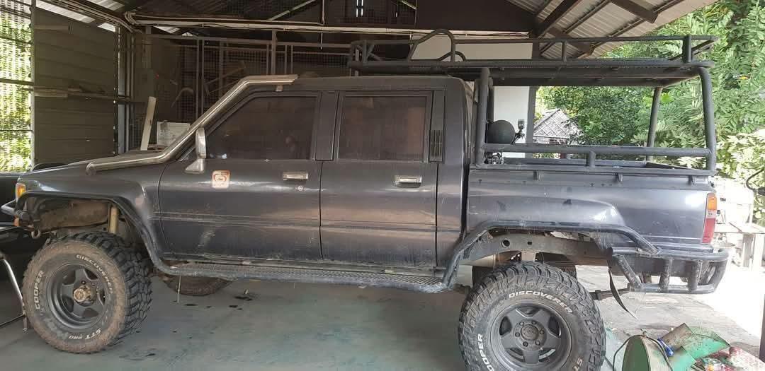 รถยนต์ Toyota Hero LN56