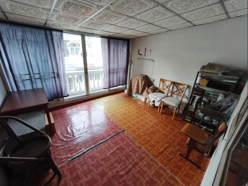 ขายตึกแถว 3 ชั้น บางจาก สุขุมวิท 95 8