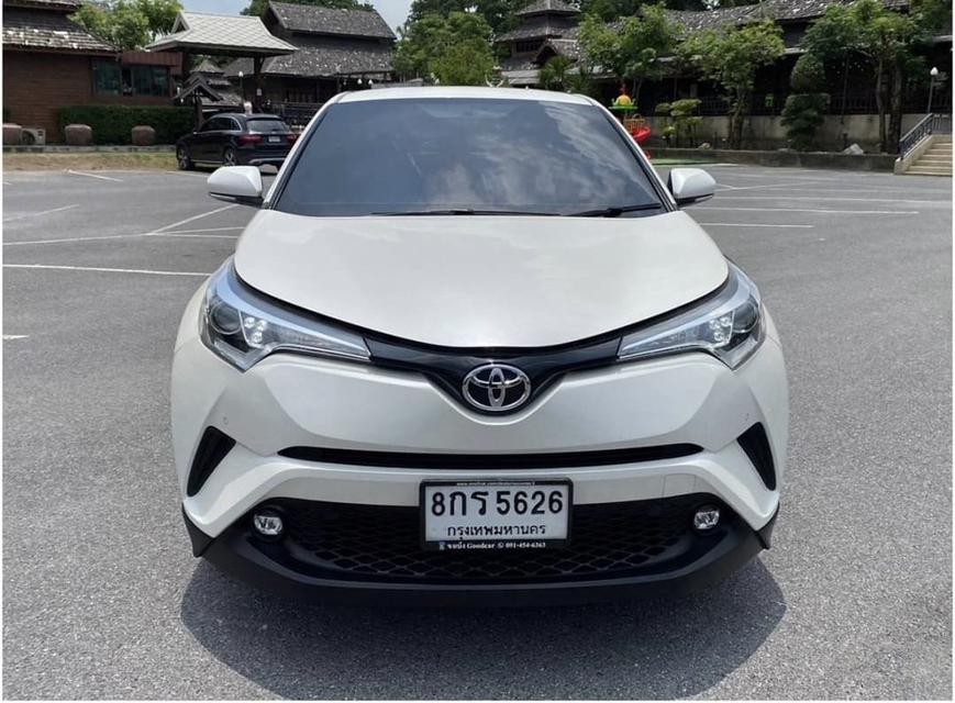 Toyota CHR 1.8 Entry  2