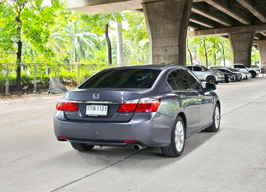 2014 Honda ACCORD 2.0EL รถมือเดียวพร้อมใช้ รูปย่อยที่ 2