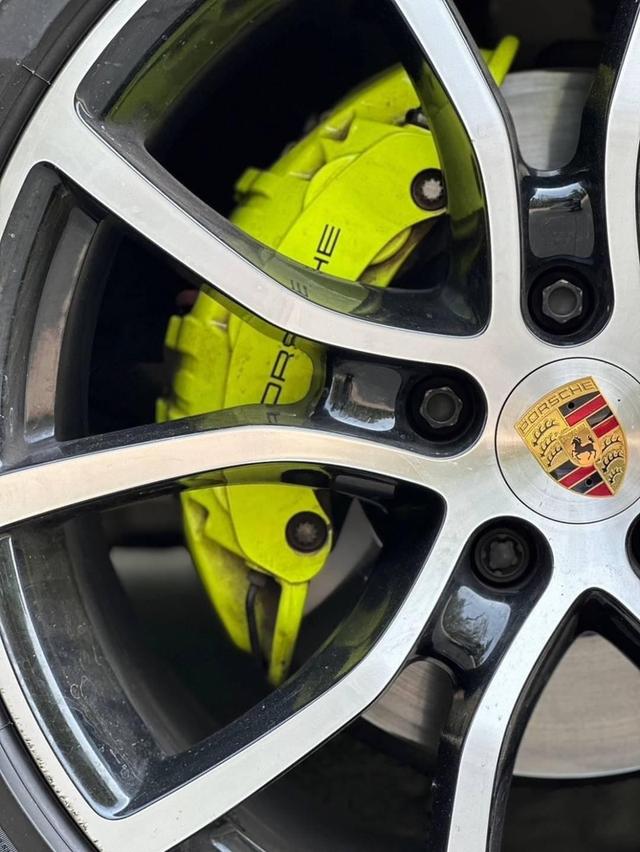 Porsche Cayenne E-hybrid ปี 2018 สีขาว Auto เลขไมล์ 77,xxx km 16
