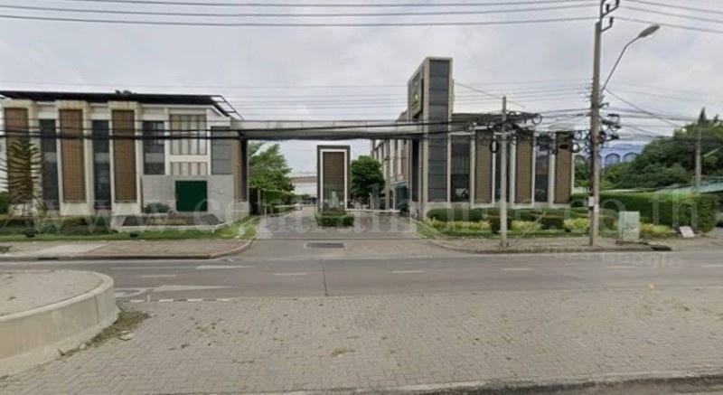 ทาวน์เฮ้าส์ บ้านกฤษณา ซอยร่มเกล้า 12 หลังริม ราคาถูก 16