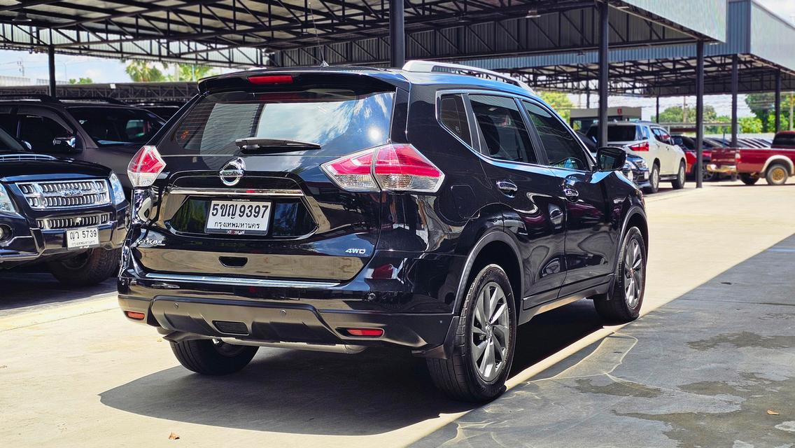ขายรถ nissan X-Trail 2.5V 4WD ปี 2015 สีดำ เกียร์ออโต้ รูปที่ 5