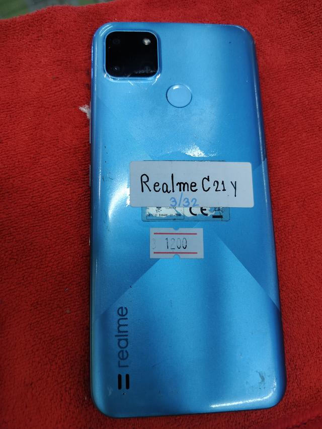 โทรศัพท์มือถือ realme c 21 y