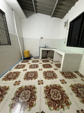 อาคารพาณิชย์ 4ชั้น ให้เช่าถนน เสรีไทย รามอินทรา ติดกับหมู่บ้านอารียา 5