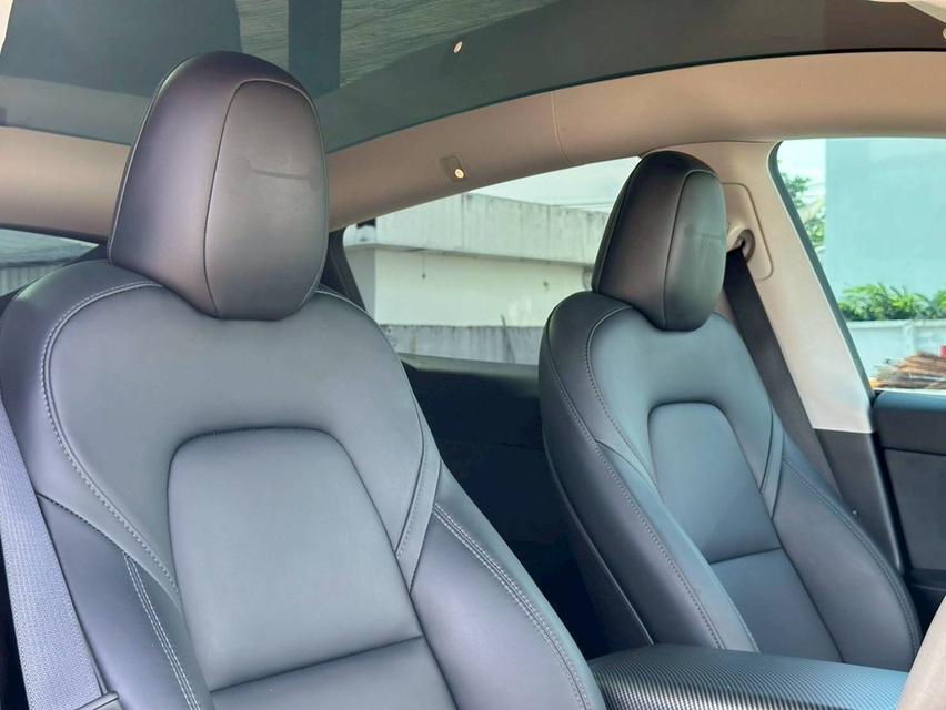 Tesla Model Y Long Range 2023  13