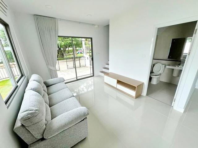 นานาชาติสิงคโปร์ SISB 300 ม. แจ้งวัฒนะ ท็อปส์ ชัยพฤกษ์ 1.7 กม. ทาวน์โฮมหรู 2ชั้น หลังมุม 3นอน 4