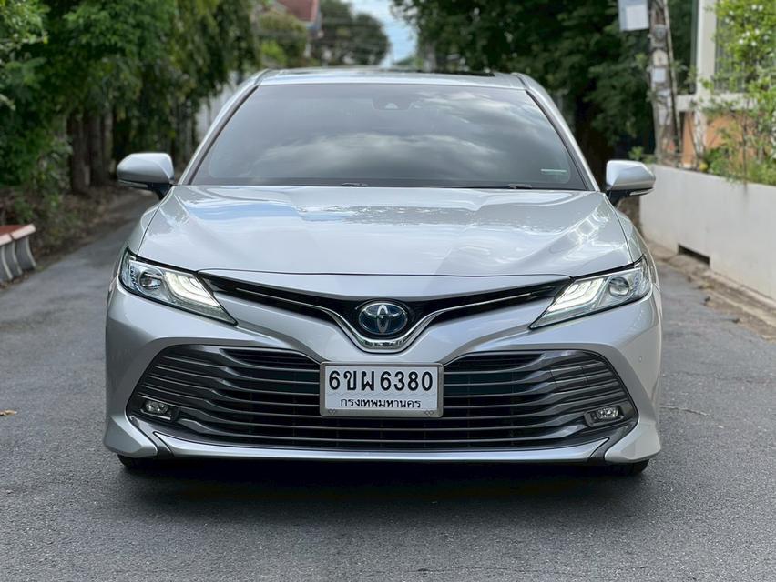 2019 Toyota camry​2.5 HV Premium รถบ้าน ไมล์น้อย