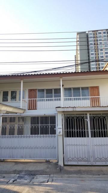 ให้เช่าบ้านแฝด 2 ชั้น เนื้อที่ 50 ตร.วา ซอยวิภาวดี 3 ใกล้สำนักงานขนส่งจตุจักร   1