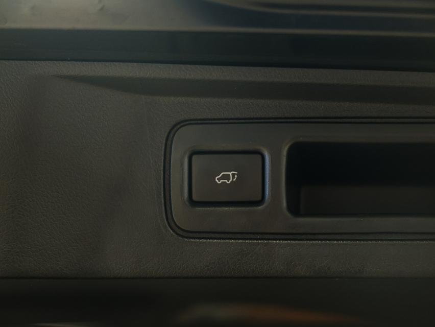 2023 Toyota FORTUNER 2.4 (ปี 15-25) Leader V SUV AT B5581 รูปที่ 19