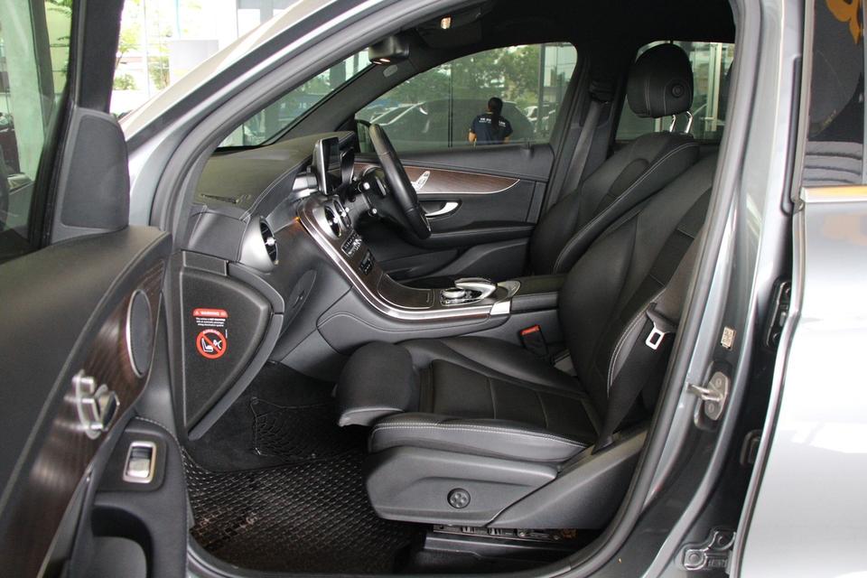 รหัสรถ TKG9032 MERCEDES BENZ GLC250d 2.0 4MATIC 4WD ปี 2018 12