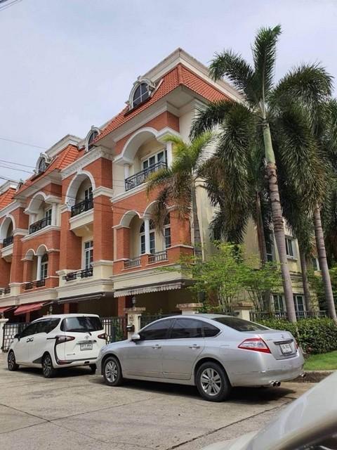 ให้เช่า ทาวน์โฮม 3 ชั้น หลังมุม โครงการ คาซ่า ซิตี้ Casa City ลาดพร้าว ซอยโยธินพัฒนาการ 3 ใกล้เลียบด่วน นวมินทร์111 ลาดพร้าว 101 โพธิ์แก้ว 1