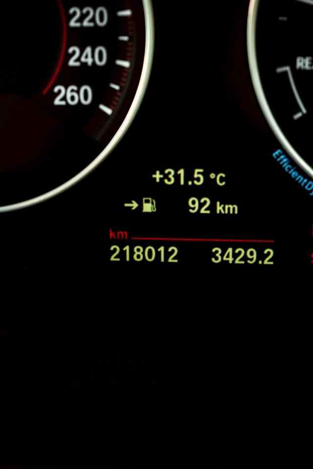 BMW 320d SPORT F30 AT 2015 รูปที่ 18