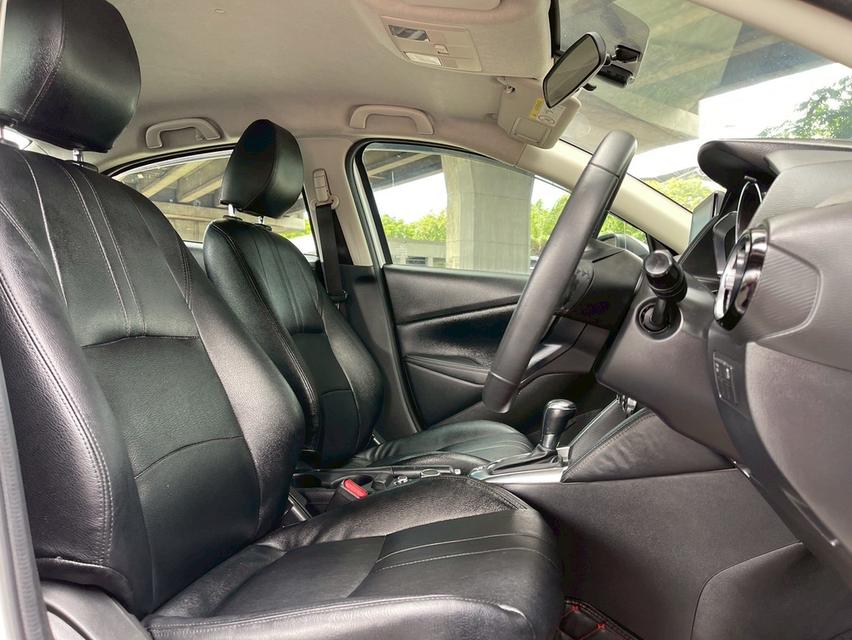 ขาย Mazda2 1.3High Connect ปี18 12
