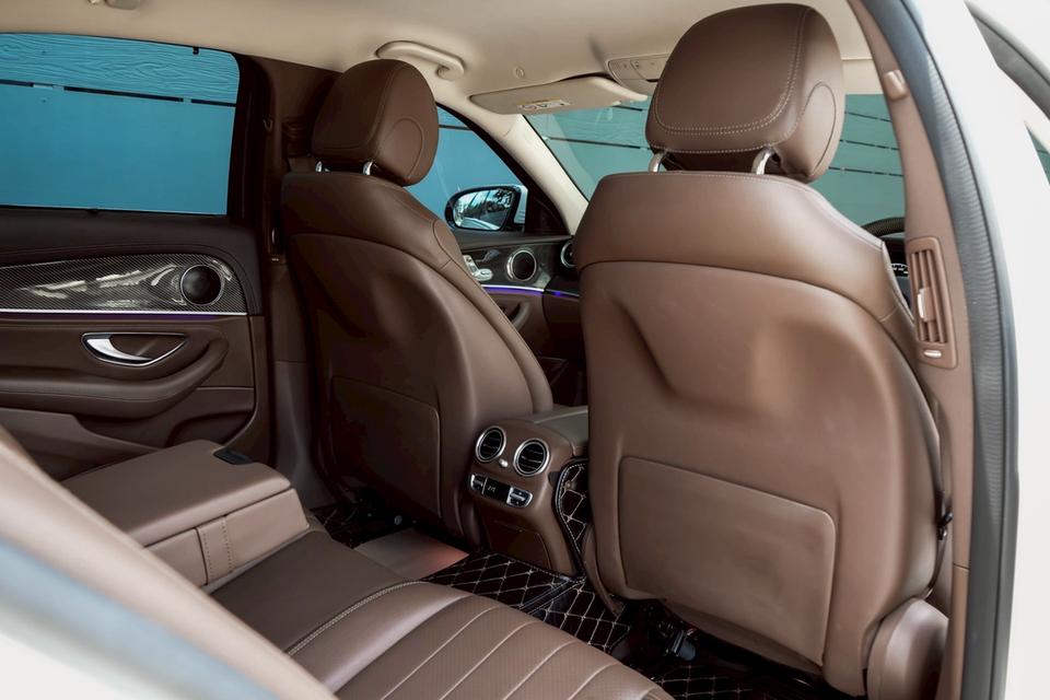 Mercedes-Benz E350e 2.0 Exclusive W213 AT 2018 รูปที่ 10